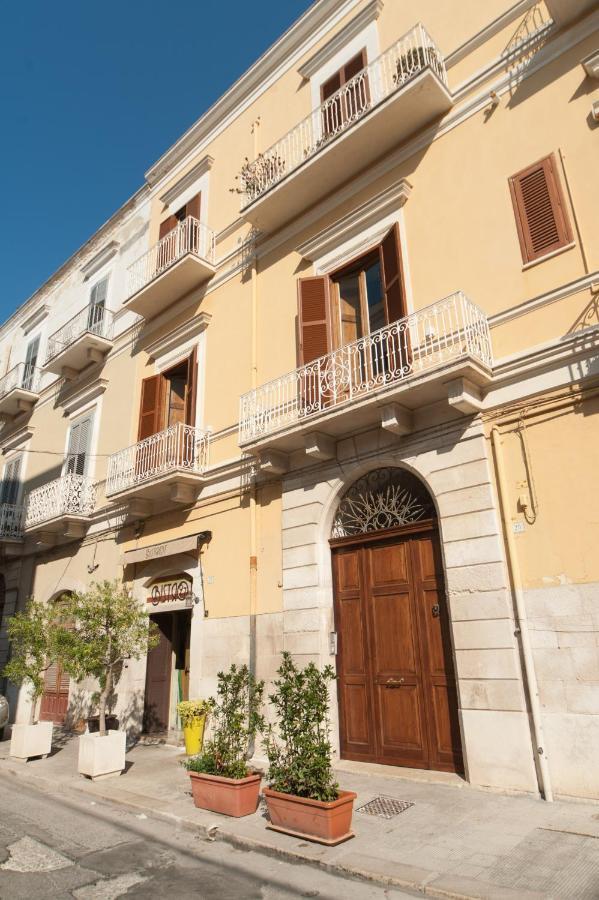 In Rada Bed and Breakfast Trani Exteriör bild